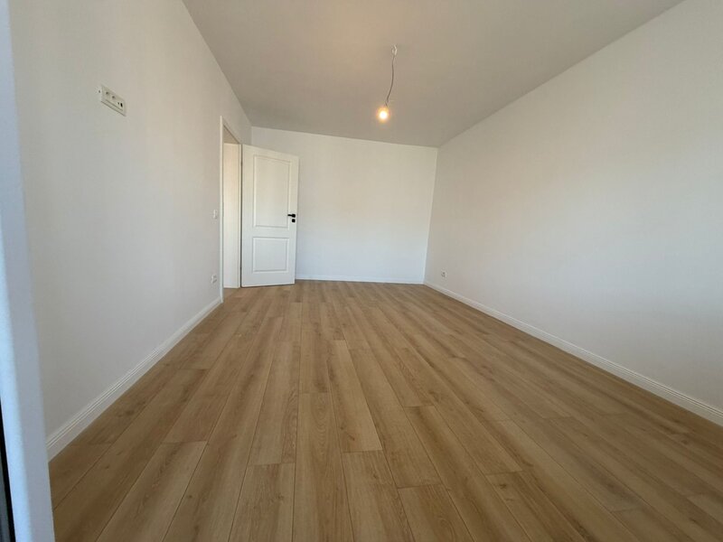 Theodor Pallady, 5 minute metrou 1 Decembrie 1918, stradal, bloc reabilitat