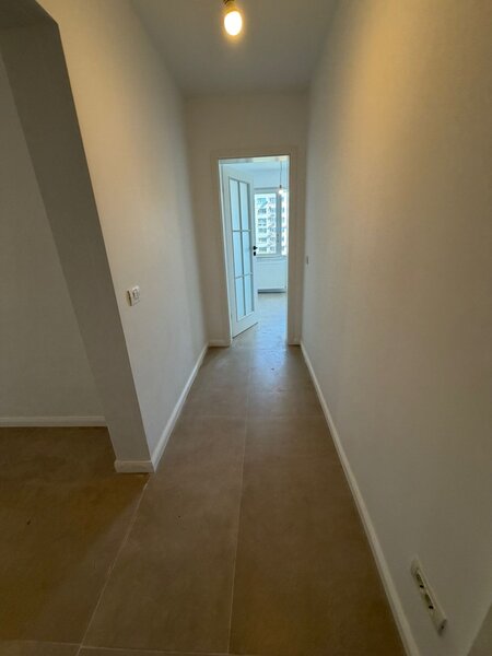 Theodor Pallady, 5 minute metrou 1 Decembrie 1918, stradal, bloc reabilitat